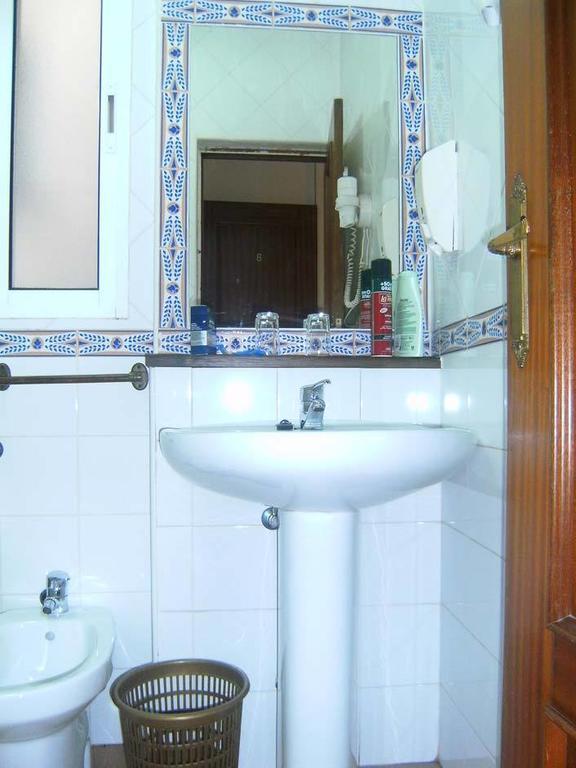 Hostal Suárez Madrid Camera foto