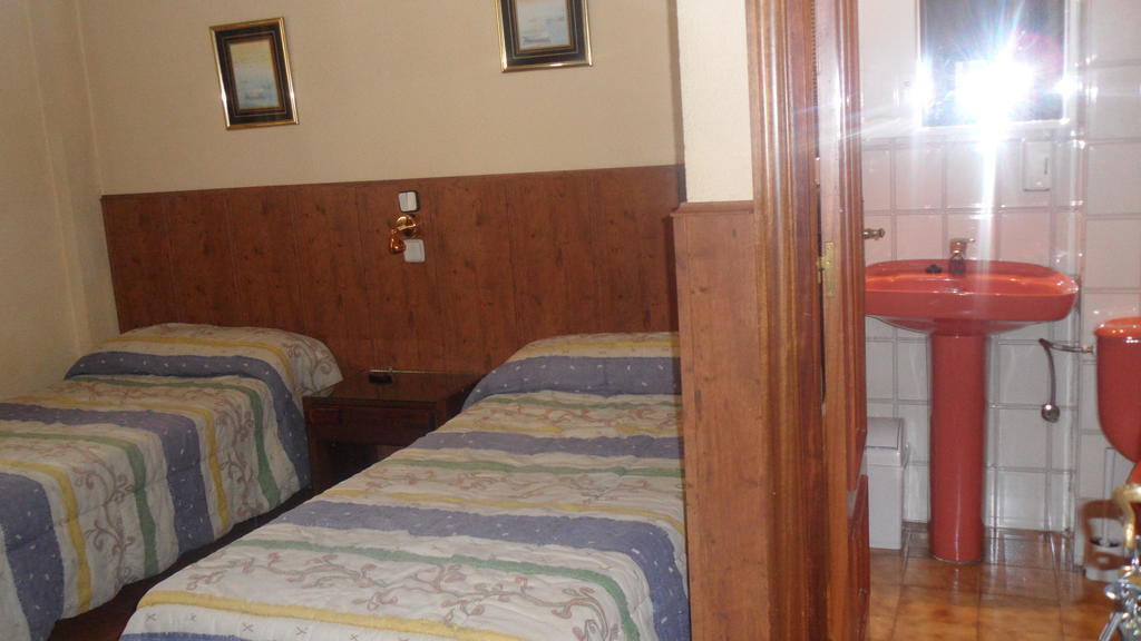Hostal Suárez Madrid Camera foto
